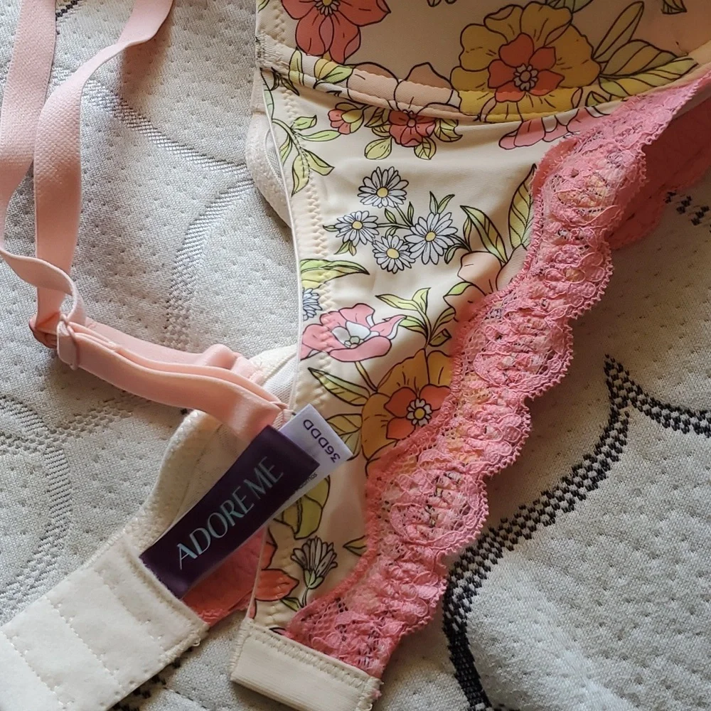 Adore Me Spring Bra - Picture 4 of 5